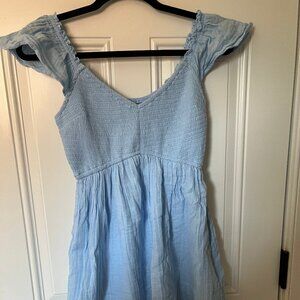 EUC Flutter Sleeve smocked Hollister Dress/Romper
